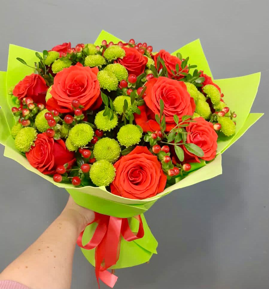 Букет цветов из: Хризантемы и Розы в Первомайске