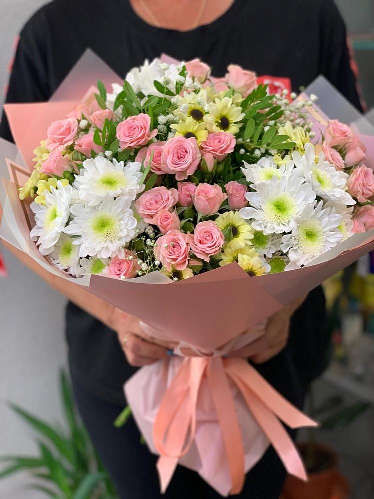 Букет цветов из: Розы и Хризантемы в Первомайске