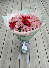 Букет цветов из:  Альстромерии #REPLACE_PRED# Первомайске