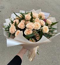 Букет Кремовые розы Латте в Первомайске