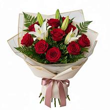 Букет цветов из:  Лилии и Розы в Первомайске