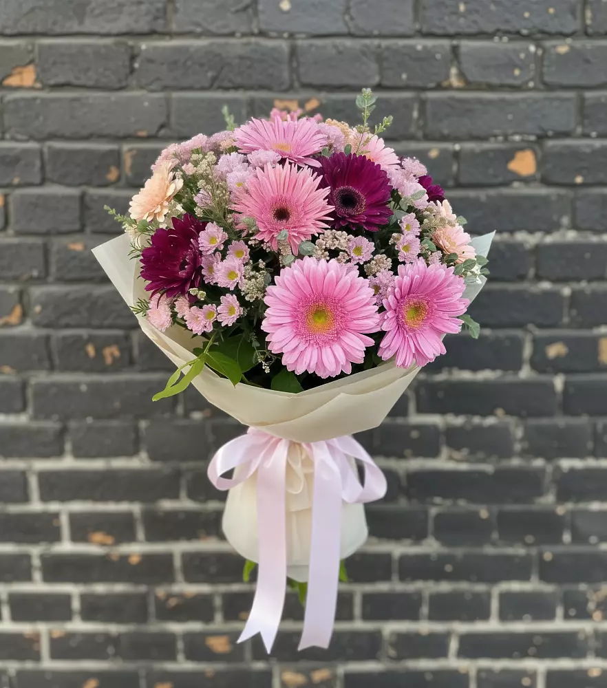 Букет цветов из: Герберы и Хризантемы в Первомайске