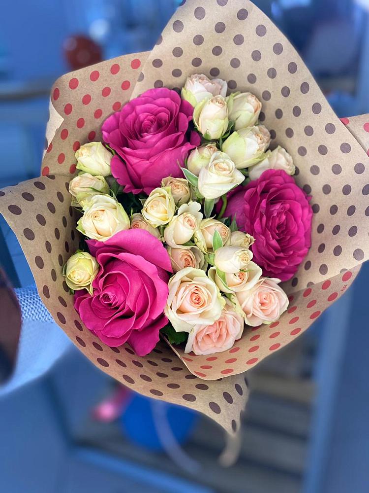 Букет цветов из: Розы в Первомайске