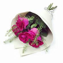 Букет цветов из:  Розы в Первомайске