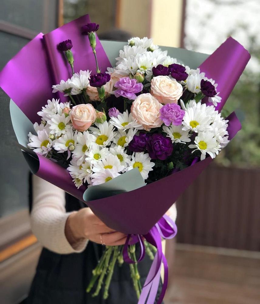 Букет цветов из: Хризантемы, Гвоздики и Розы в Первомайске