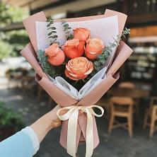 Букет цветов из:  Розы в Первомайске