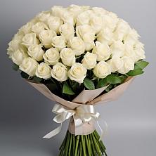 Букет 101 беля роза Белоснежка в Первомайске