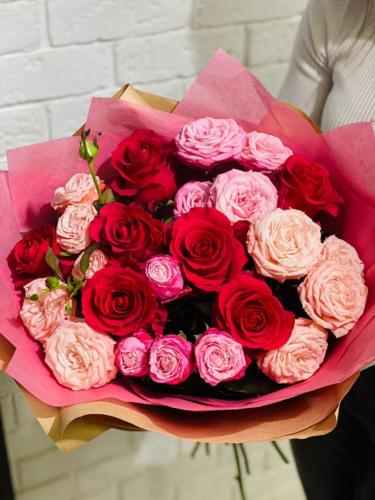 Букет цветов из: Розы в Первомайске