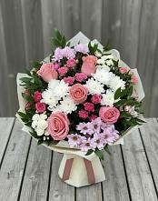 Букет цветов из:  Альстромерии, Гвоздики, Розы и Хризантемы в Первомайске
