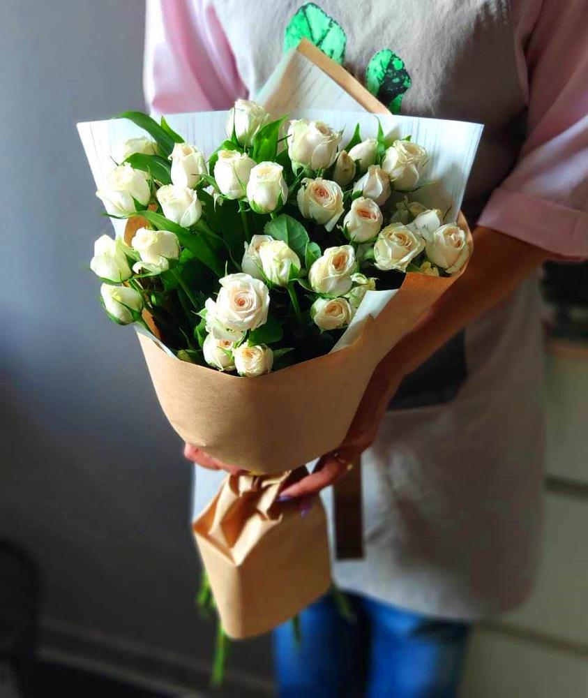 Букет цветов из: Розы в Первомайске