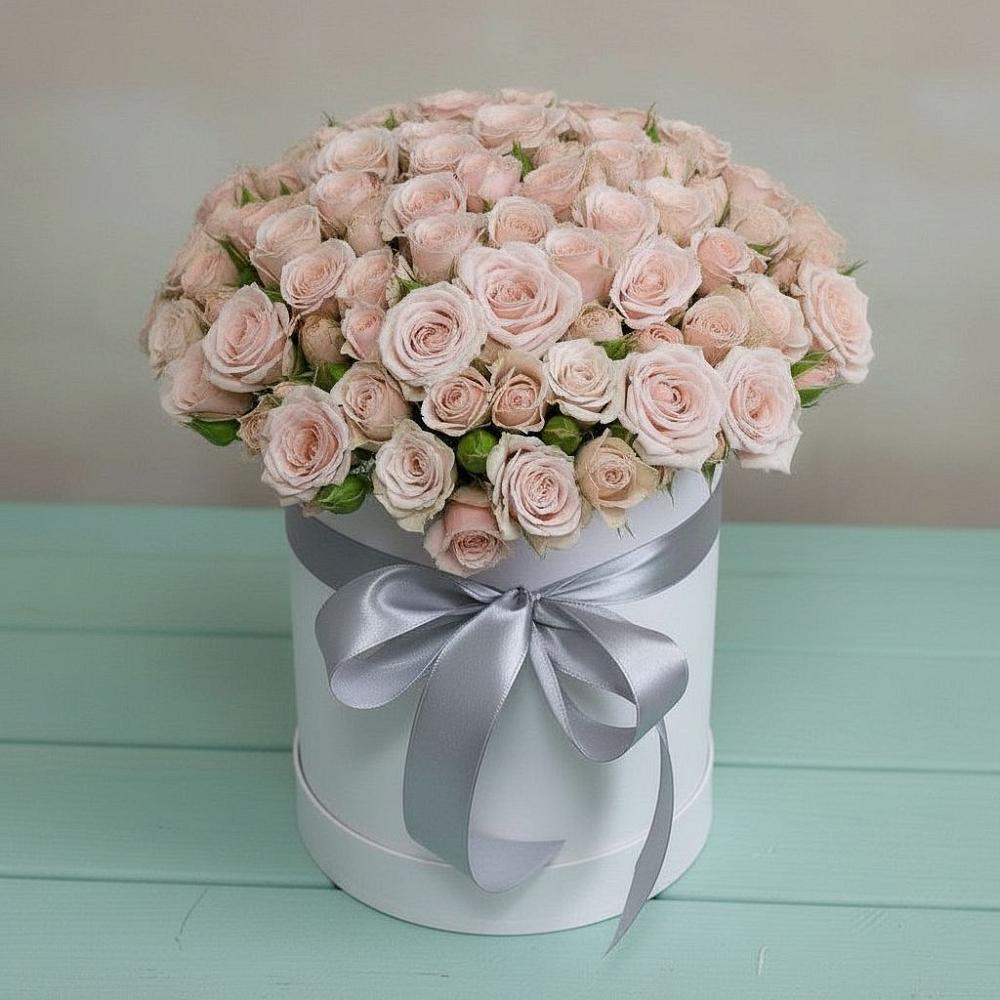 Цветочная композиция из Розы в шляпной коробке в Первомайске